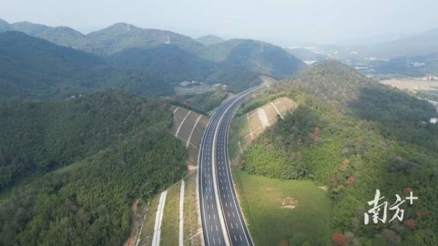 肇庆至高明高速公路一期宾亨至小湘段