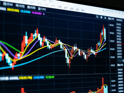 实探：国际金价再创新高 